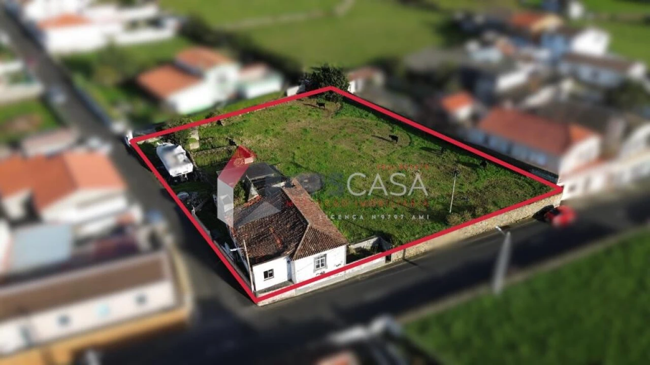 Moradia T2 para Venda em Praia da Vitoria (Santa Cruz) Foto 18