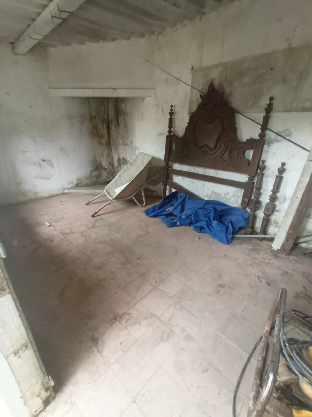 Moradia T2 para Venda em Marvila, Ribeira Santarém, São Salvador, São Nicolau Foto 10