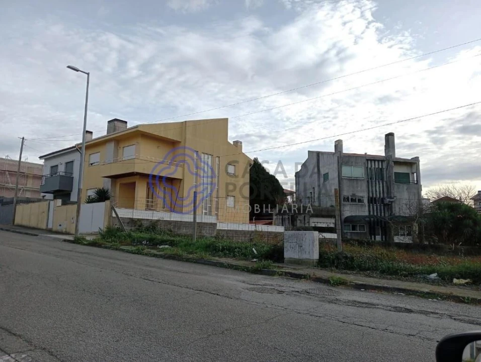 Terreno para Venda em Campo e Sobrado Foto 4