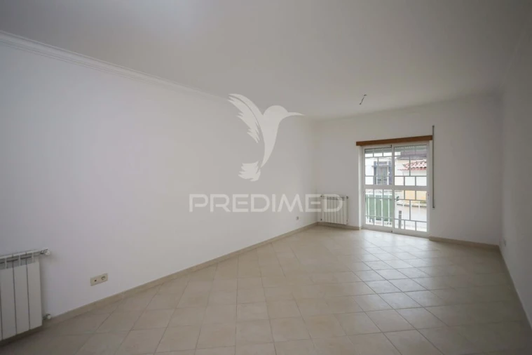 Apartamento T3 para Venda em São João Baptista Foto 1