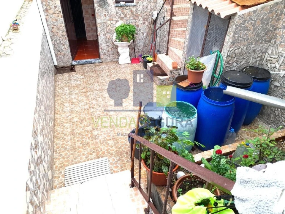 Moradia T3 para Venda em Baleizão Foto 22