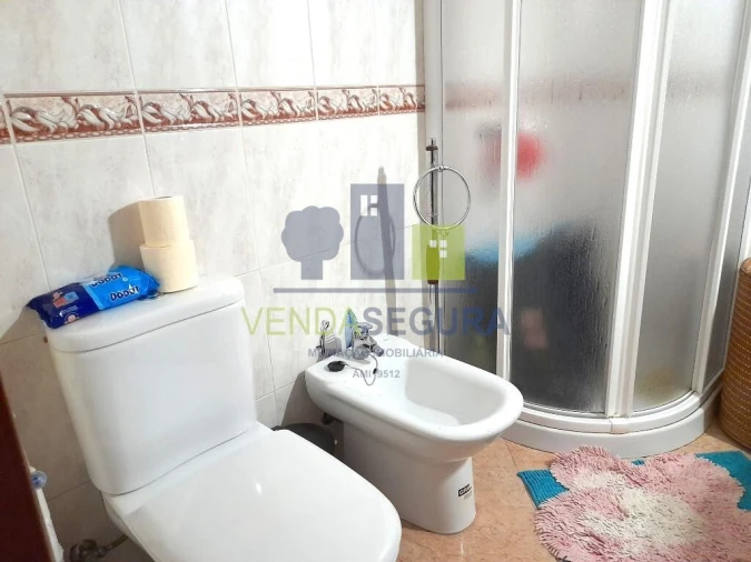 Moradia T3 para Venda em Baleizão Foto 9