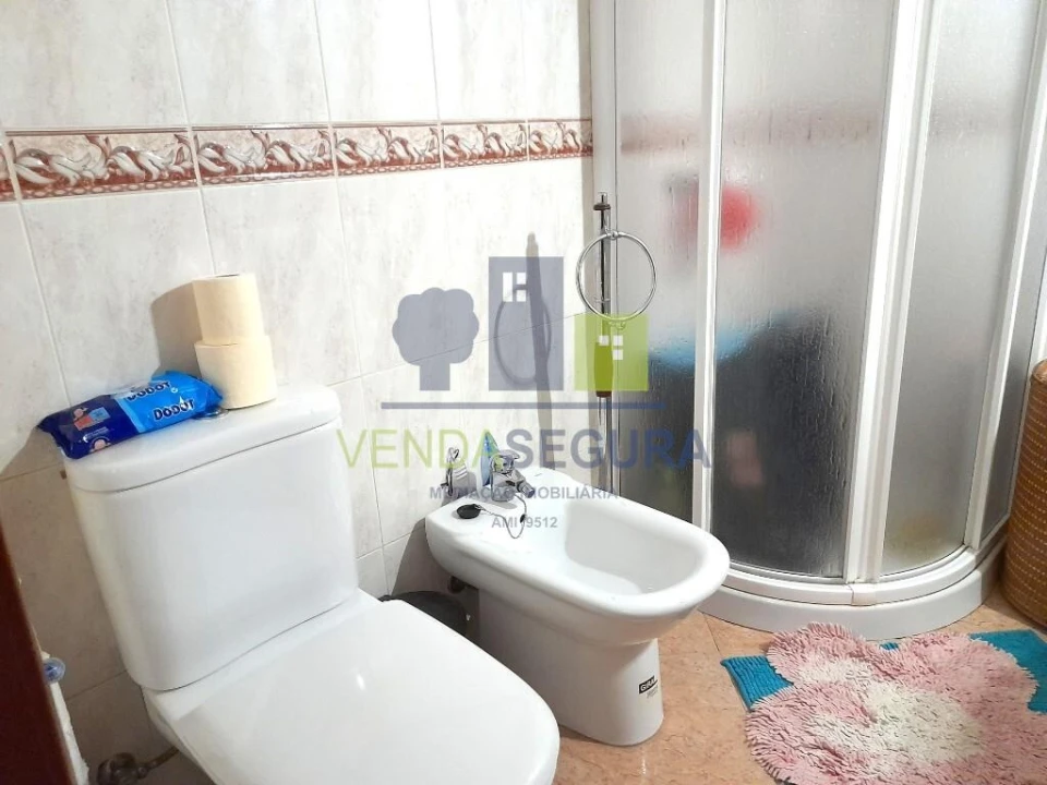 Moradia T3 para Venda em Baleizão Foto 9