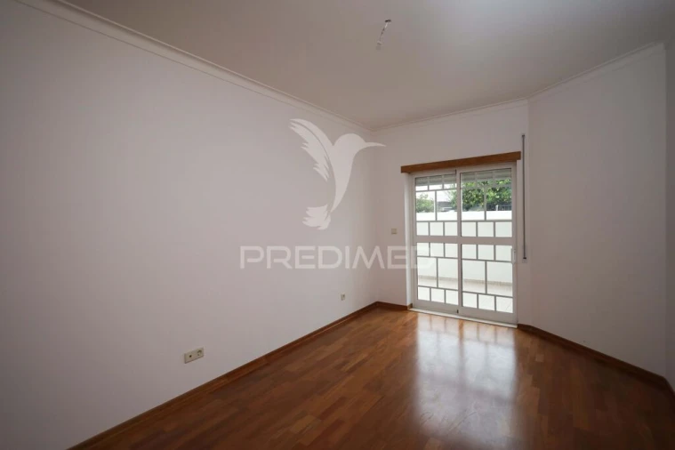 Apartamento T3 para Venda em São João Baptista Foto 1