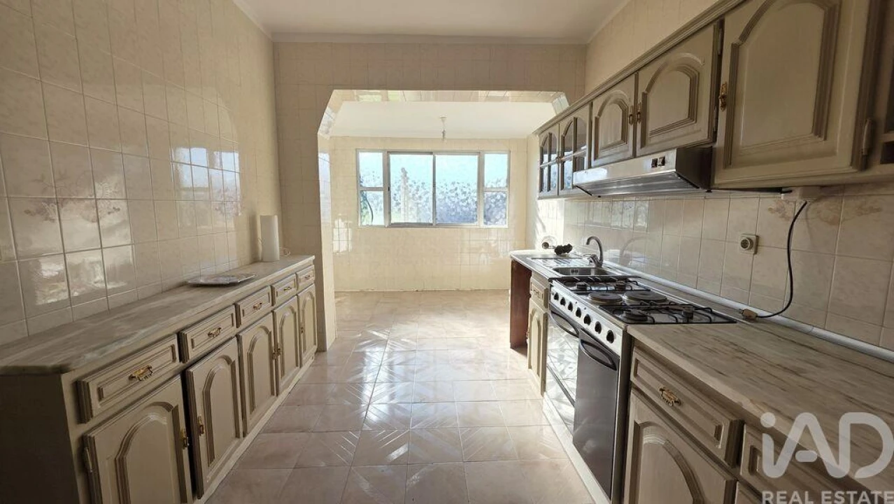 Moradia T3 para Arrendamento em São Mamede de Infesta e Senhora da Hora Foto 13