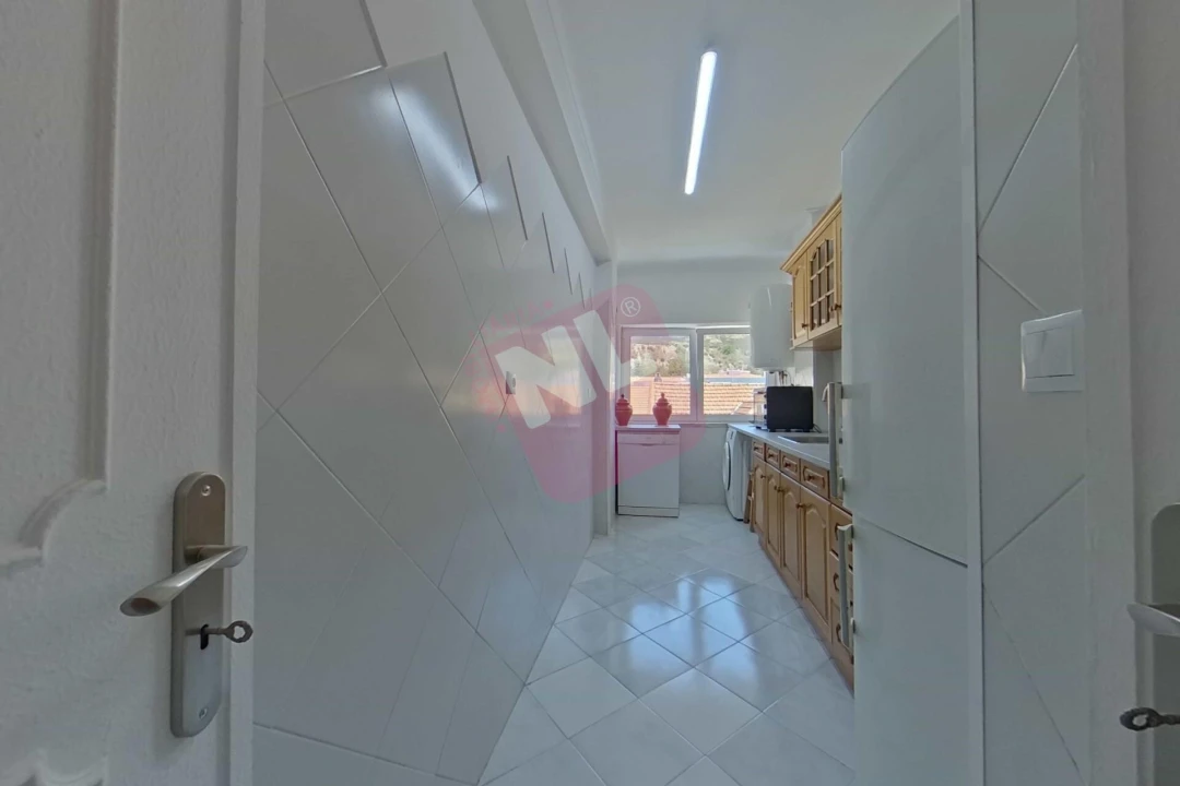 Apartamento T1 para Arrendamento em Costa da Caparica Foto 10