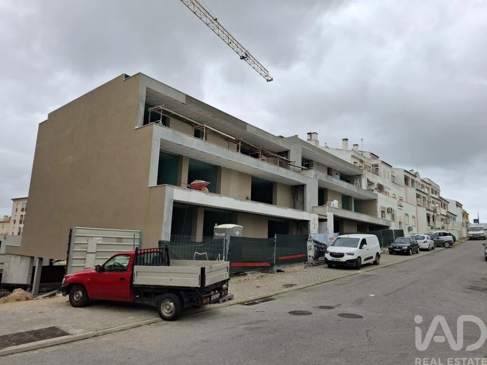 Apartamento T2 para Venda em Portimão Foto 1
