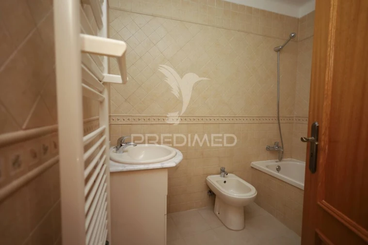 Apartamento T2 para Venda em São João Baptista Foto 1