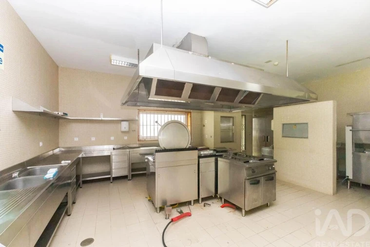 Prédio para Venda em Arvore Foto 14