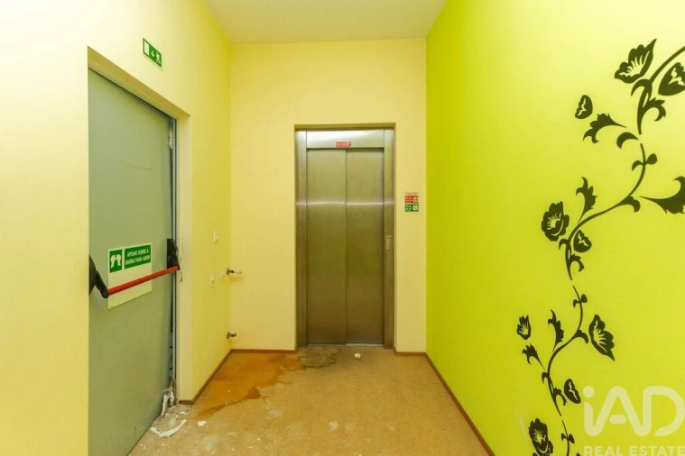 Prédio para Venda em Arvore Foto 17