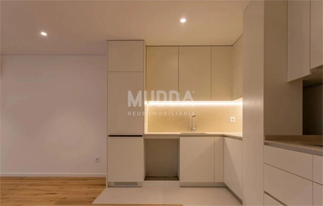 Apartamento T1 para Venda em Requeixo, Nossa Senhora de Fátima e Nariz Foto 5