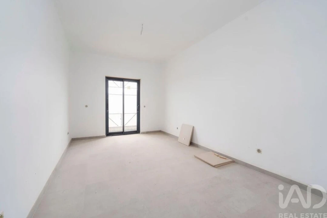 Apartamento T3 para Venda em São Brás de Alportel Foto 11