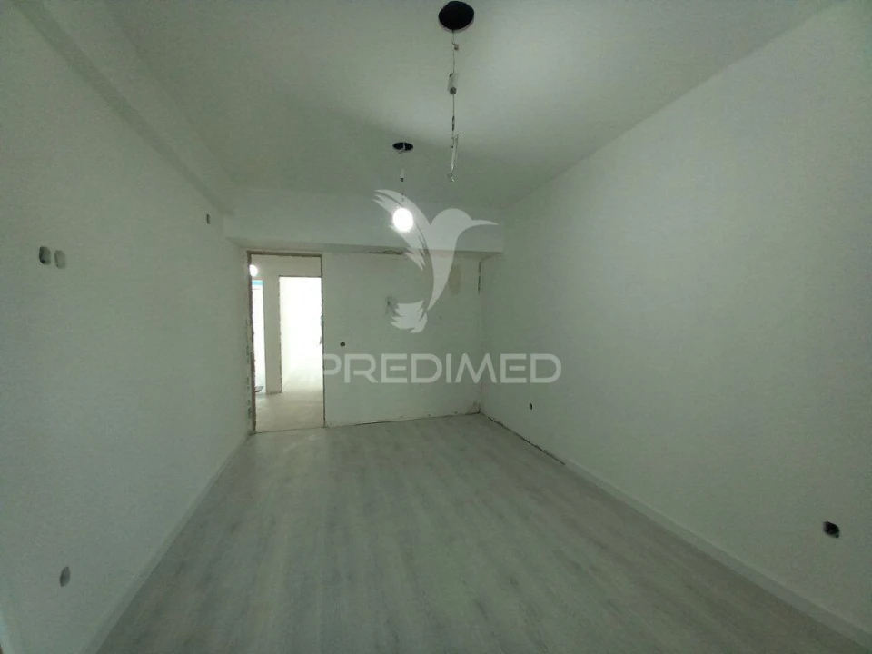 Apartamento T4 para Venda em Póvoa de Santa Iria e Forte da Casa Foto 15