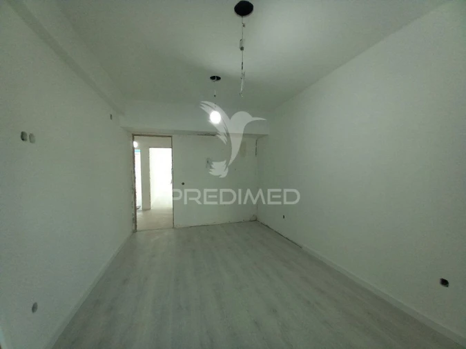 Apartamento T4 para Venda em Póvoa de Santa Iria e Forte da Casa Foto 15