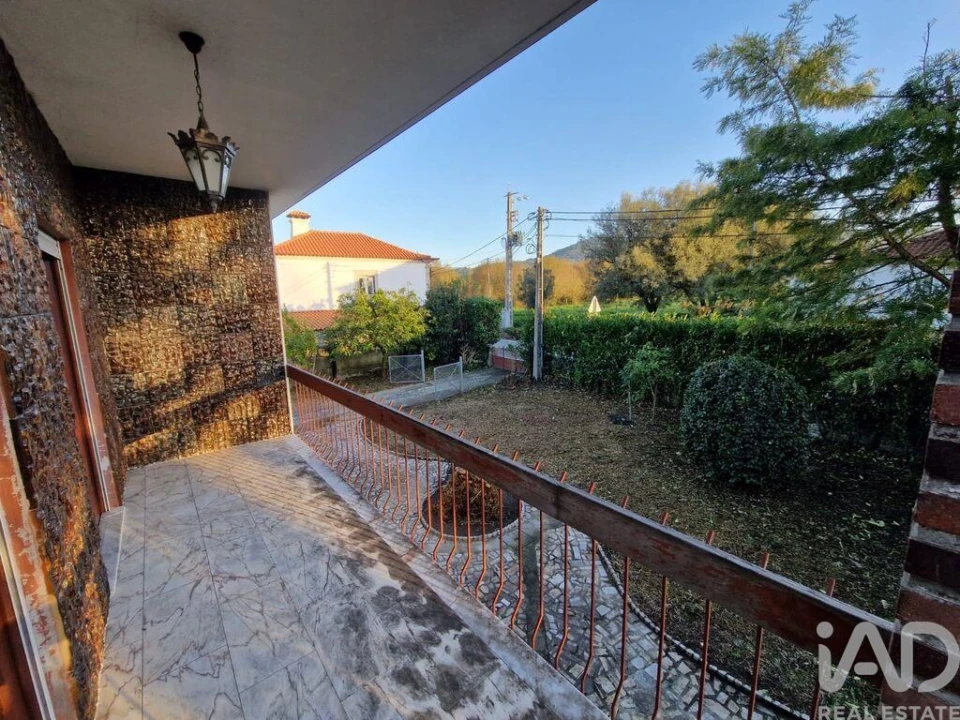 Moradia T3 para Venda em Vila Franca Foto 36