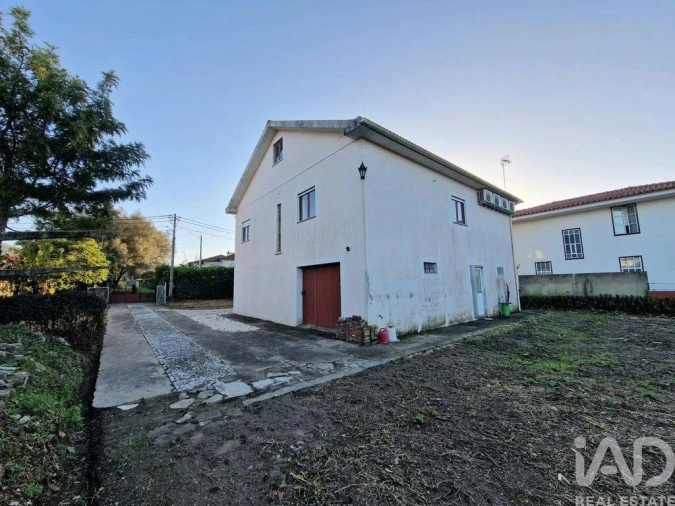 Moradia T3 para Venda em Vila Franca Foto 4