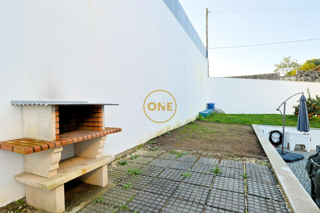 Moradia T4 para Venda em Carreira e Fonte Coberta Foto 22