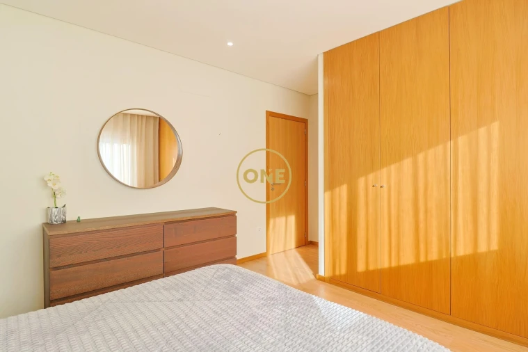 Moradia T4 para Venda em Carreira e Fonte Coberta Foto 10