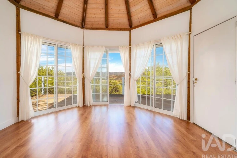 Moradia T4 para Venda em São Brás de Alportel Foto 3