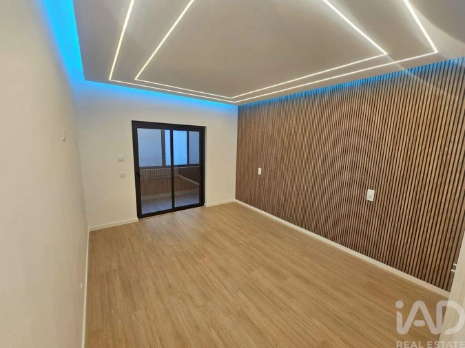 Apartamento T3 para Venda em Quarteira Foto 23