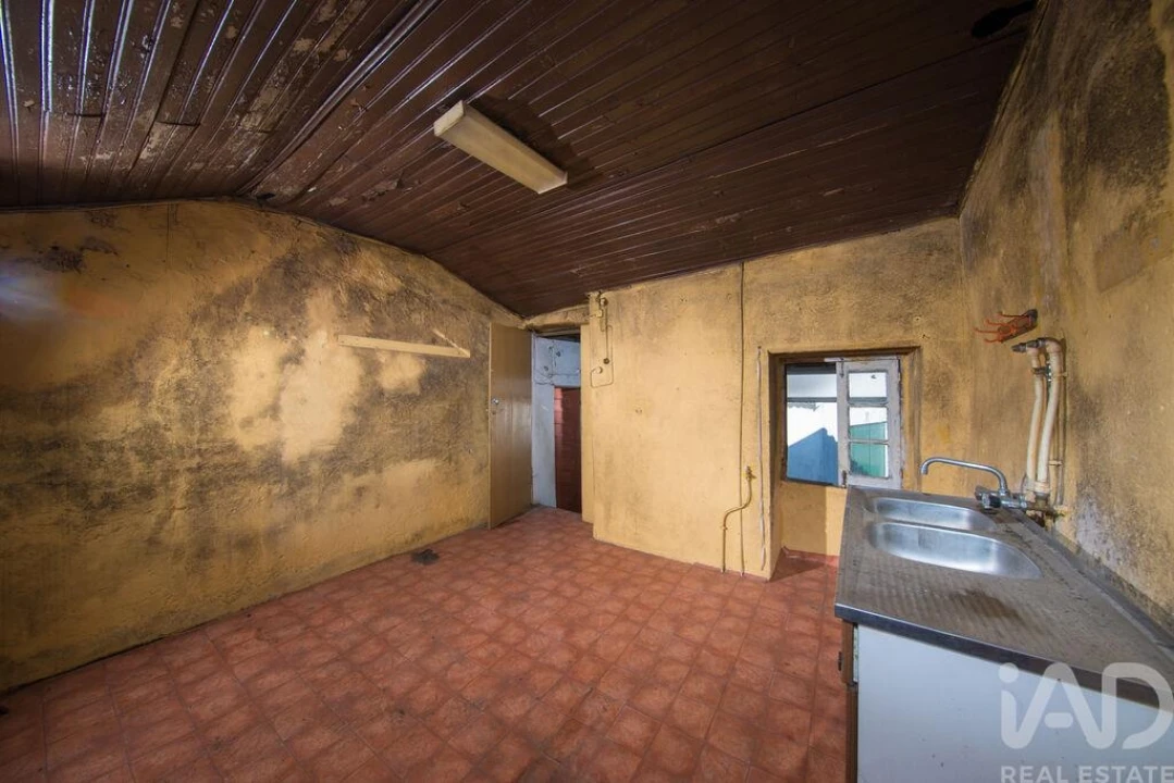 Moradia T2 para Venda em Lousã e Vilarinho Foto 7