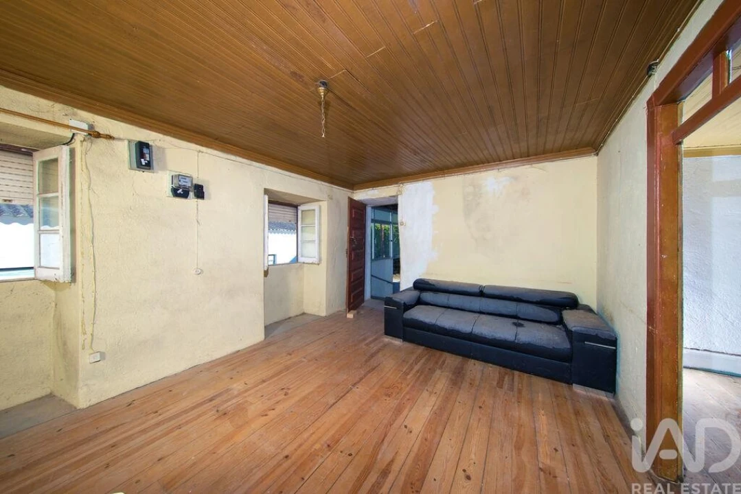 Moradia T2 para Venda em Lousã e Vilarinho Foto 5