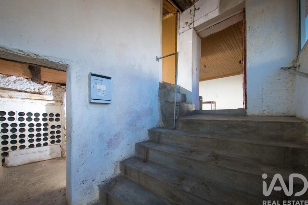 Moradia T2 para Venda em Lousã e Vilarinho Foto 9