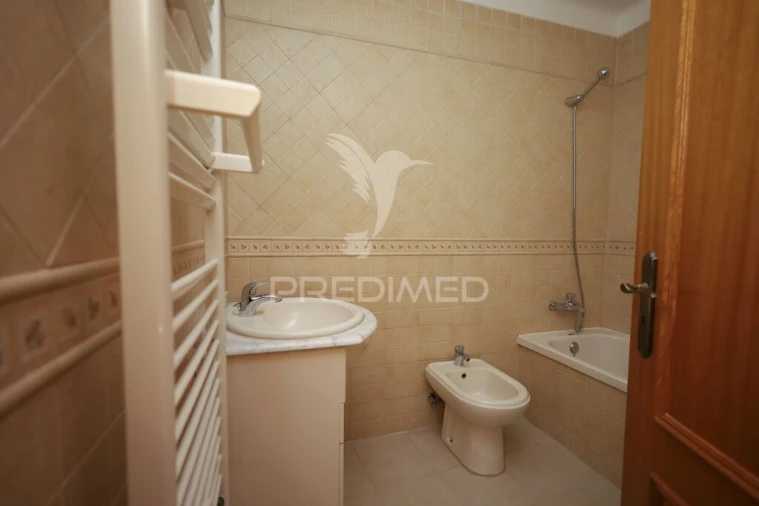 Apartamento T3 para Venda em São João Baptista Foto 4