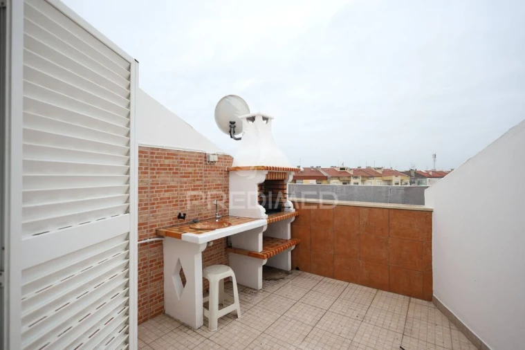 Apartamento T3 para Venda em São João Baptista Foto 8