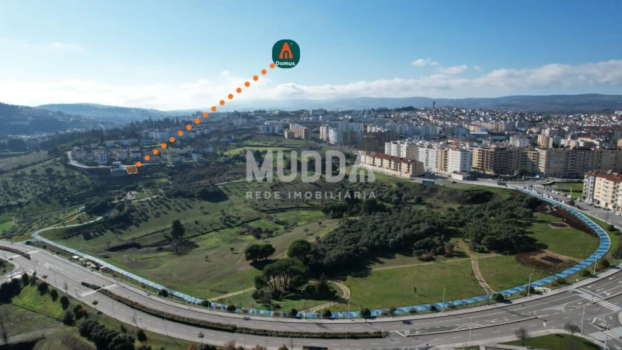 Terreno para Venda em Sé, Santa Maria e Meixedo Foto 2