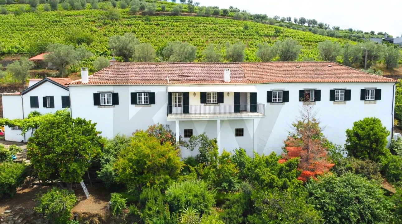 Quinta T6 para Venda em Cambres Foto 2