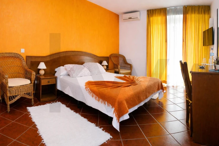 Moradia T9 para Venda em Bemposta Foto 10