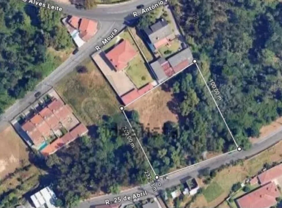 Terreno para Venda em Escapães Foto 6