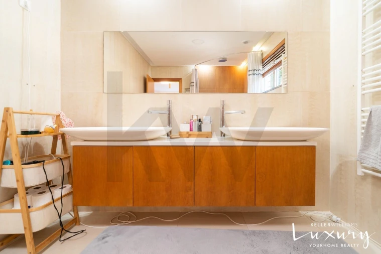 Moradia T4 para Venda em Buarcos Foto 27