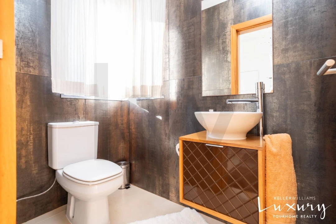 Moradia T4 para Venda em Buarcos Foto 17