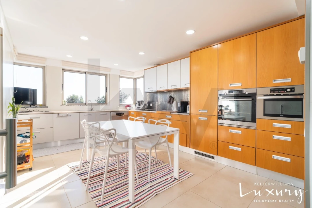 Moradia T4 para Venda em Buarcos Foto 15