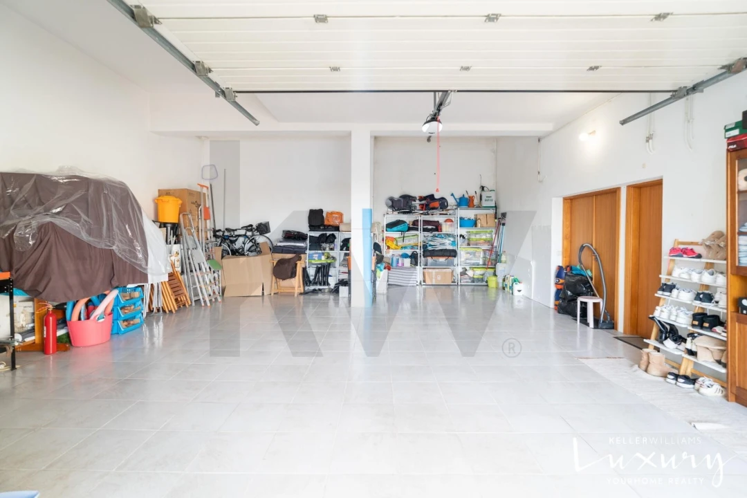 Moradia T4 para Venda em Buarcos Foto 49