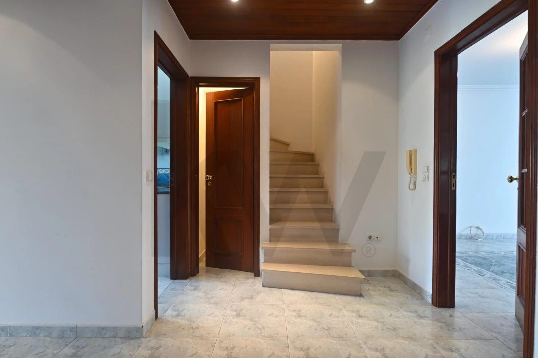 Apartamento T2 para Venda em Azueira e Sobral da Abelheira Foto 22