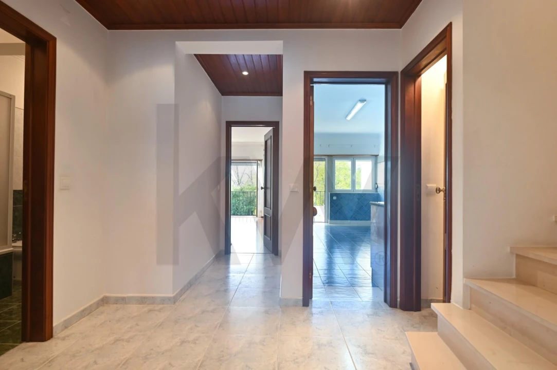 Apartamento T2 para Venda em Azueira e Sobral da Abelheira Foto 17