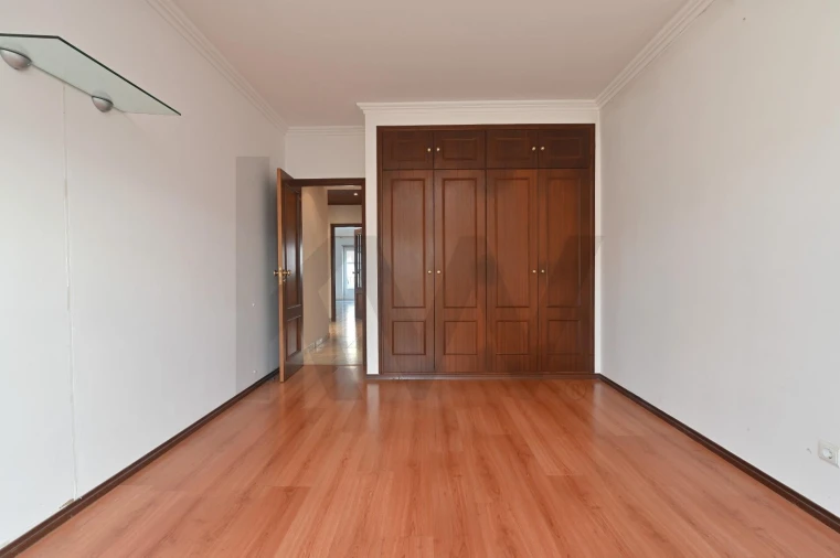 Apartamento T2 para Venda em Azueira e Sobral da Abelheira Foto 10