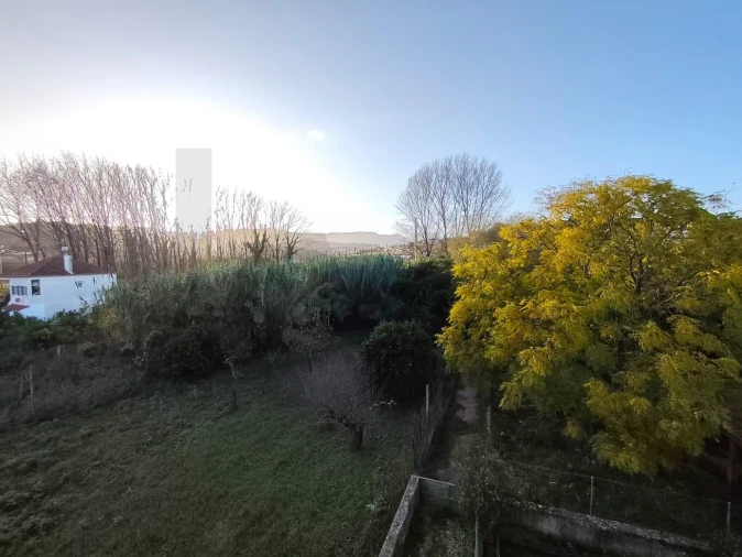 Apartamento T2 para Venda em Azueira e Sobral da Abelheira Foto 38