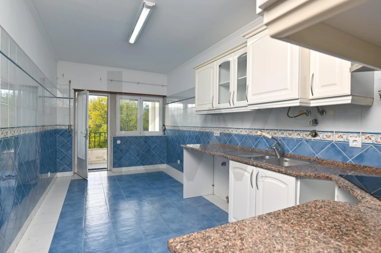 Apartamento T2 para Venda em Azueira e Sobral da Abelheira Foto 19