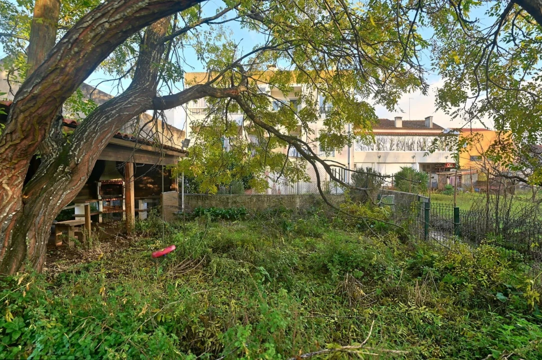 Apartamento T2 para Venda em Azueira e Sobral da Abelheira Foto 30