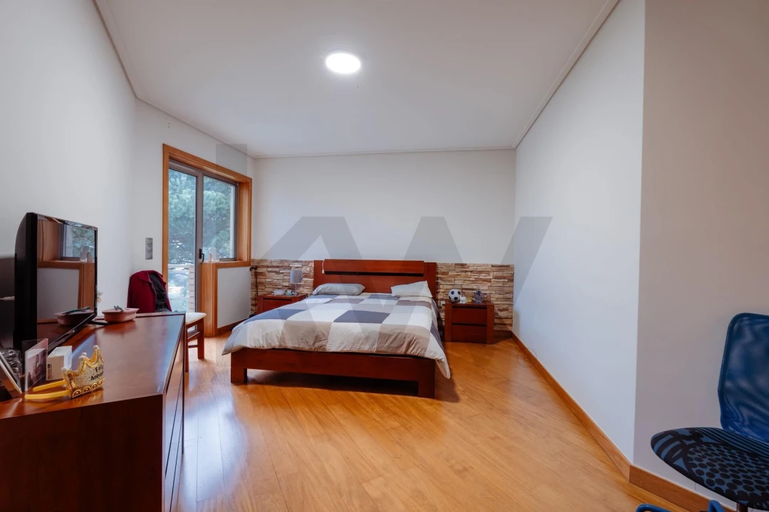 Apartamento T4 para Venda em Santa Maria da Feira, Travanca, Sanfins e Espargo Foto 8