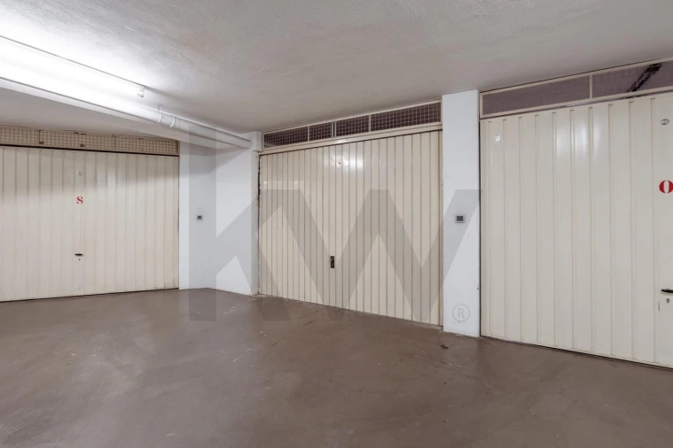 Apartamento T4 para Venda em Santa Maria da Feira, Travanca, Sanfins e Espargo Foto 11