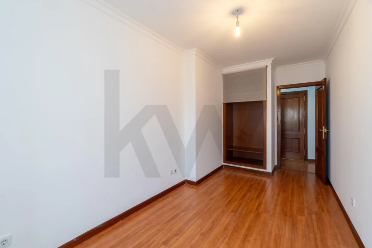 Apartamento T3 para Venda em Vila Real de Santo Antonio Foto 15