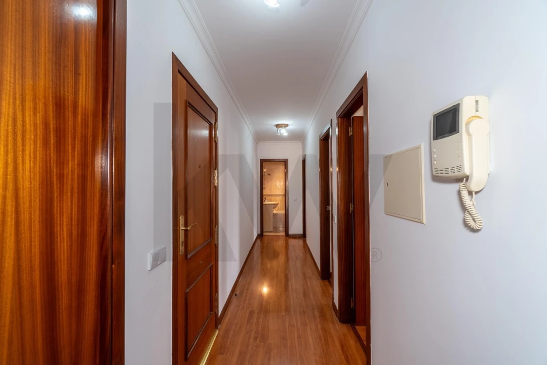Apartamento T3 para Venda em Vila Real de Santo Antonio Foto 5