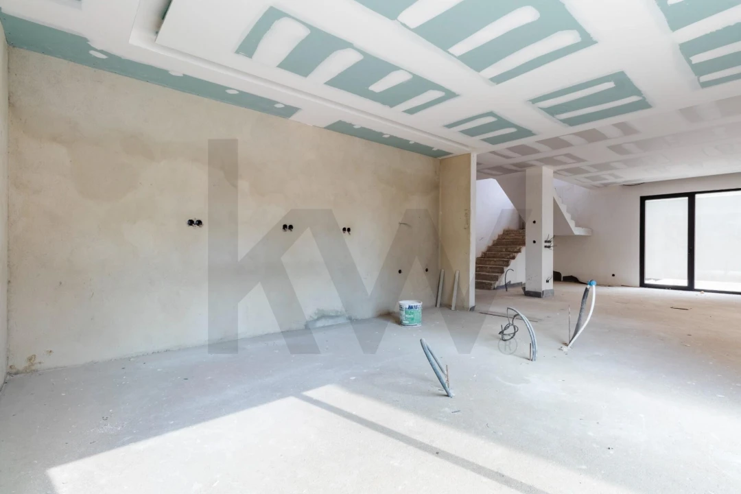 Moradia T5 para Venda em Loures Foto 25