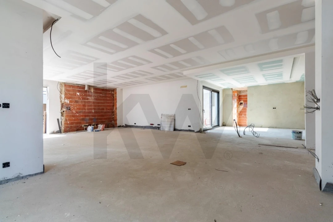 Moradia T5 para Venda em Loures Foto 21