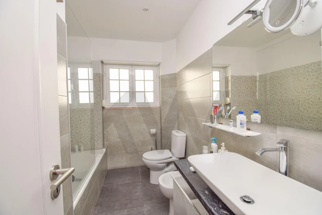 Moradia T6 para Venda em São Domingos de Rana Foto 19